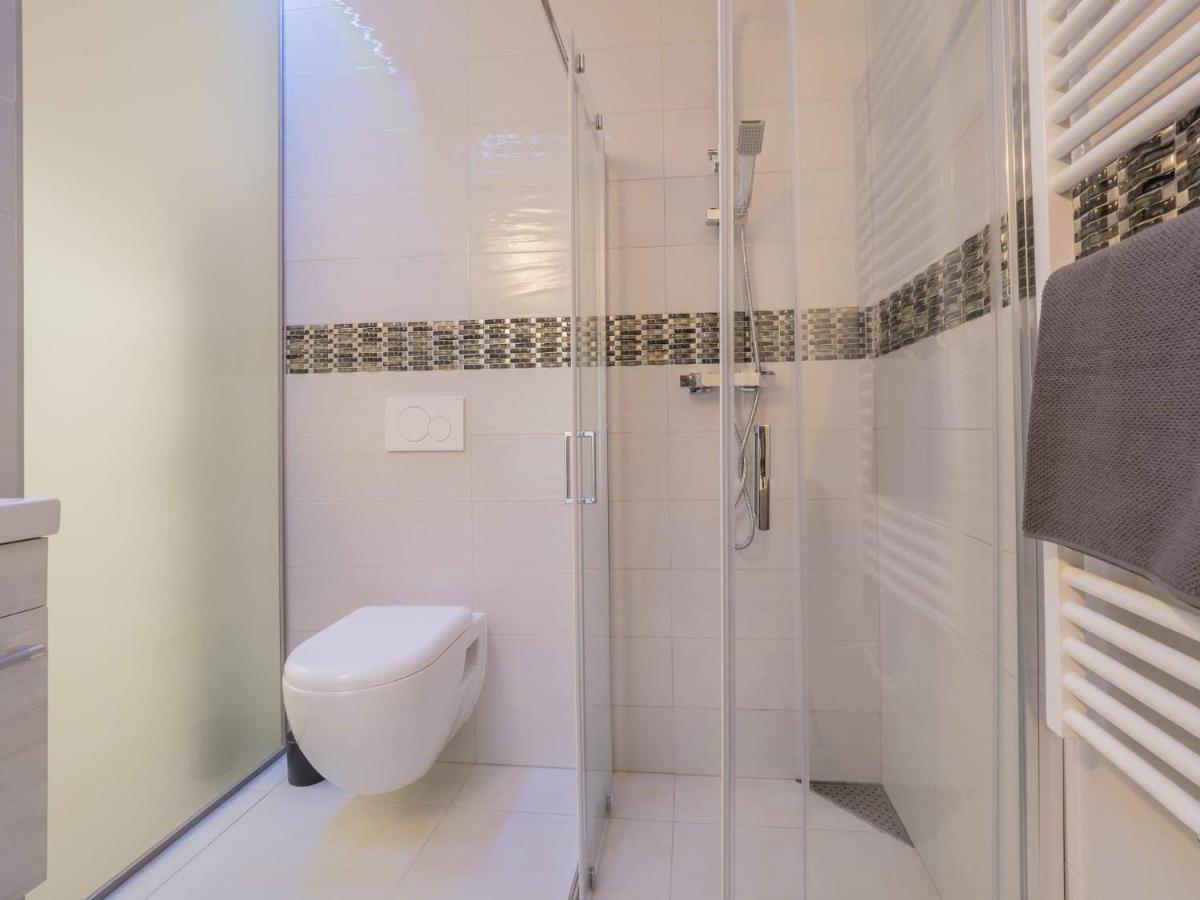 Executive Single Room With En-Suite In Guest House City Centre Luxemburg Exteriör bild