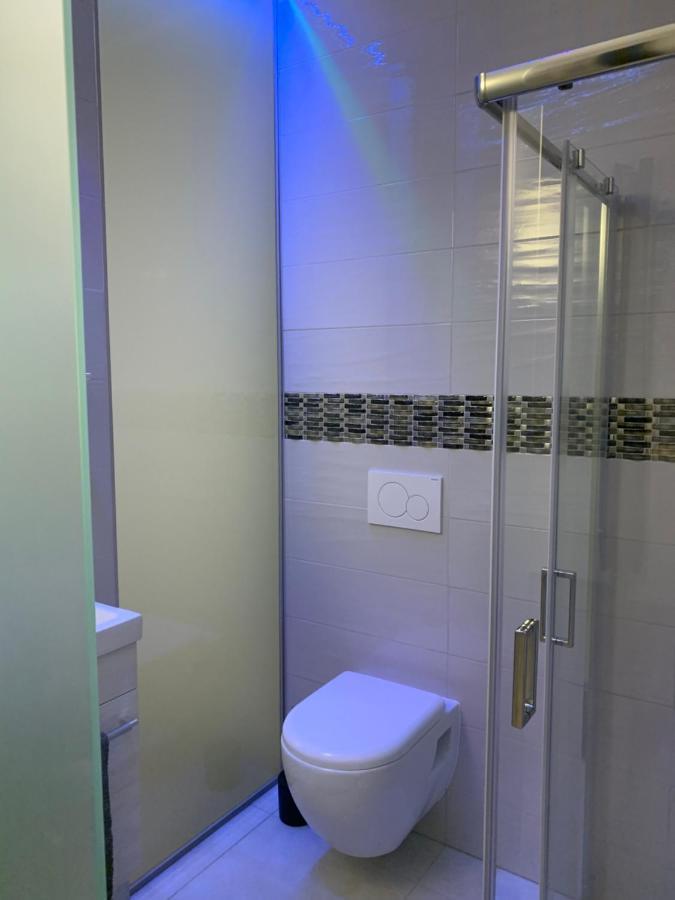Executive Single Room With En-Suite In Guest House City Centre Luxemburg Exteriör bild