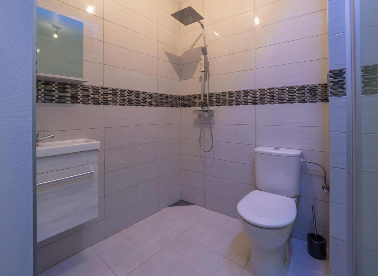 Executive Single Room With En-Suite In Guest House City Centre Luxemburg Exteriör bild