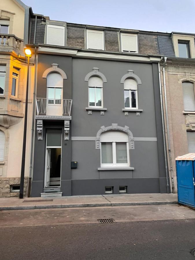 Executive Single Room With En-Suite In Guest House City Centre Luxemburg Exteriör bild