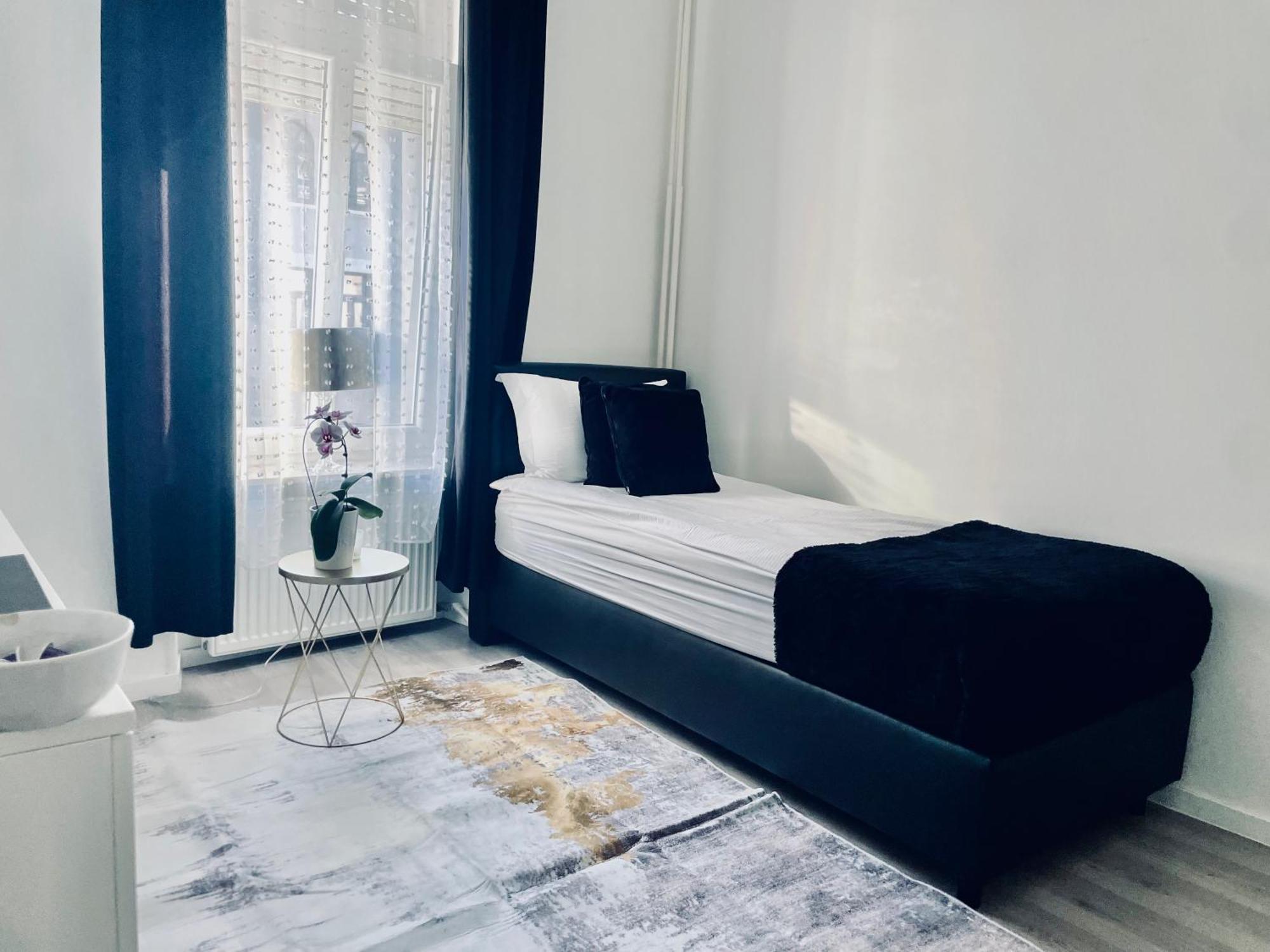 Executive Single Room With En-Suite In Guest House City Centre Luxemburg Exteriör bild