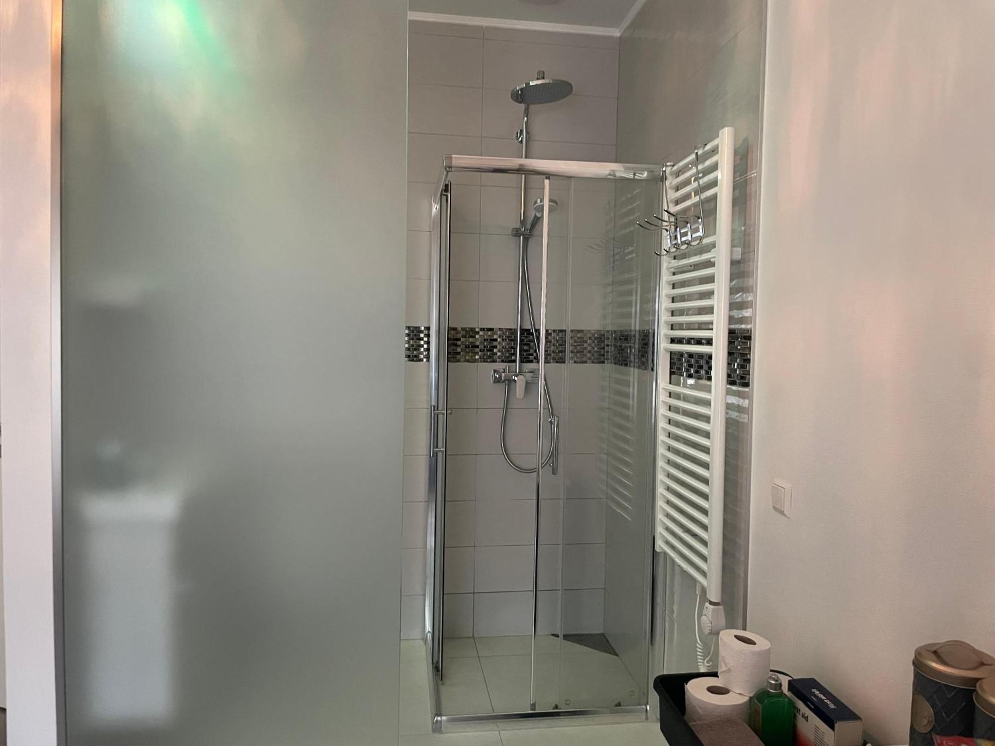 Executive Single Room With En-Suite In Guest House City Centre Luxemburg Exteriör bild